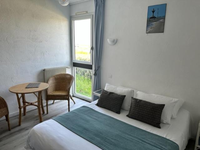 Hotel Les Esseppes L'Epine  Zewnętrze zdjęcie